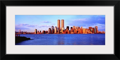 New York City, skyline with World Trade Center