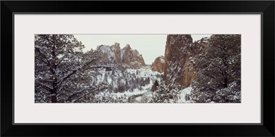 Oregon, Deschutes County, Smith Rock State Park, Mountain covered with snow