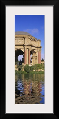 Reflection of a building in water, Palace Of Fine Arts, San Francisco, California