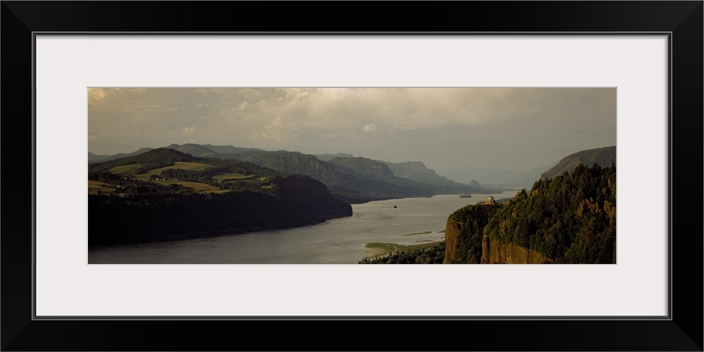 River passing through mountains, Columbia River Gorge, Crown Point Vista House, Crown Point, Oregon