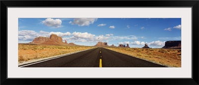 Road Monument Valley AZ