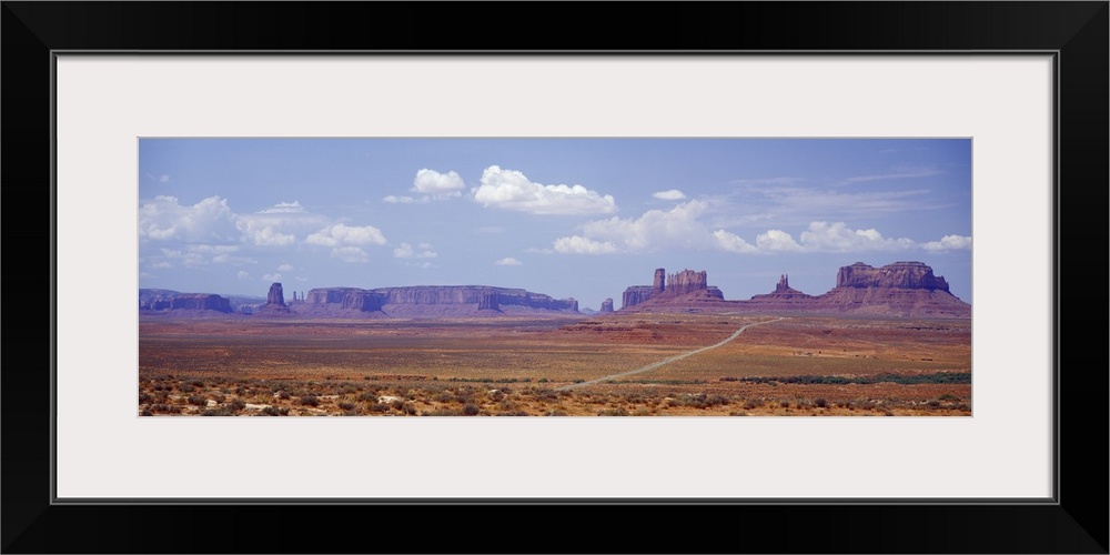 Road Monument Valley AZ