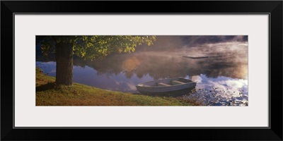 Rowboat Lake NH