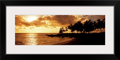 Sea at sunset, Honomalino Beach, Hawaii