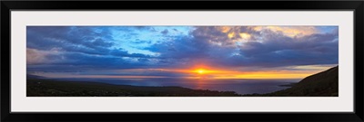 Sunset over the Pacific ocean, Kealakekua Bay, Kona Coast, Kona, Hawaii
