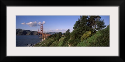 Suspension bridge across the bay, Golden Gate Bridge, San Francisco Bay