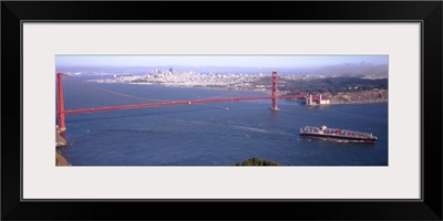 Suspension bridge across the sea, Golden Gate Bridge, San Francisco, Marin County, California