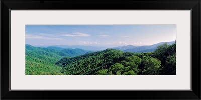 Tennessee, Great Smoky Mountains National Park, Aerial view of the Newfound Gap Road