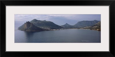 Town surrounded by mountains, Hout Bay, Cape Town, Western Cape Province, Republic of South Africa