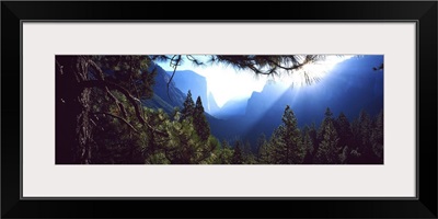 Tunnel View Point at sunrise, Yosemite National Park, California