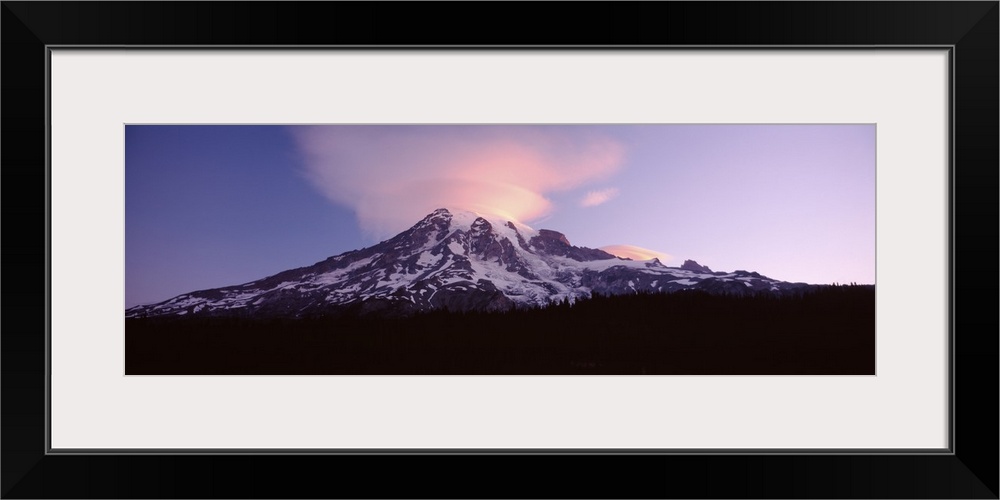 Washington, Mt. Rainier, Mt. Rainier National Park, Clouds over the mountain range