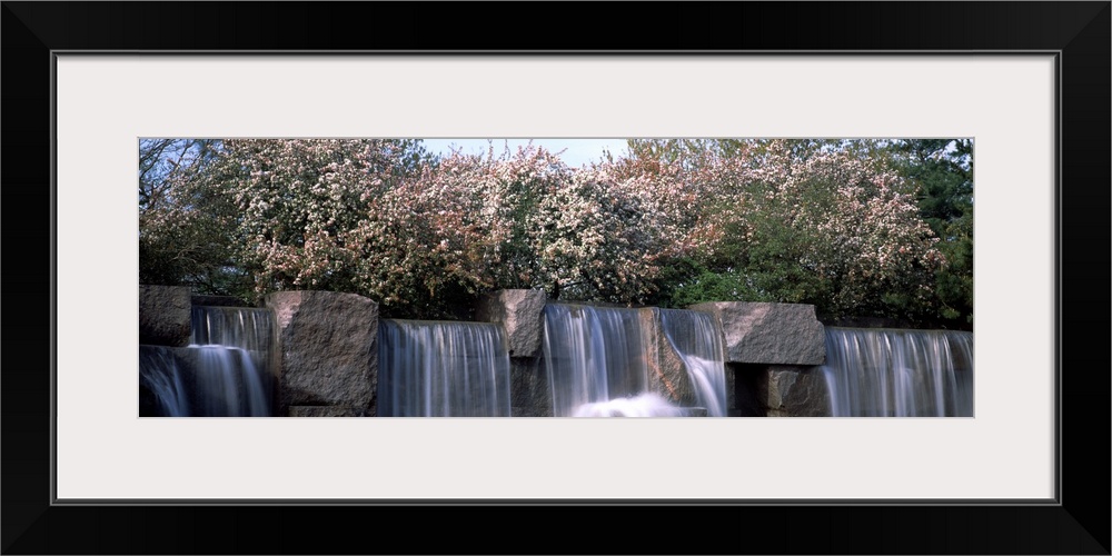 Waterfall, Franklin Delano Roosevelt Memorial, Washington DC, USA