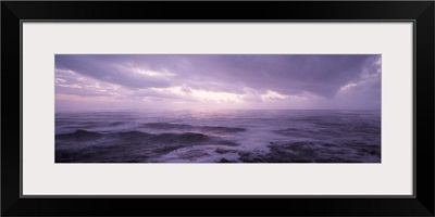 Waves in the ocean, Depoe Bay, Oregon