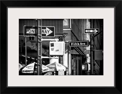 Black And White Manhattan Collection - Fifth Avenue