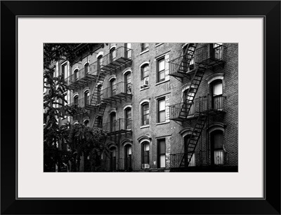 Black And White Manhattan Collection - Old Brick Building