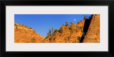 Sunset over the mountains of the Zion National Park, Utah