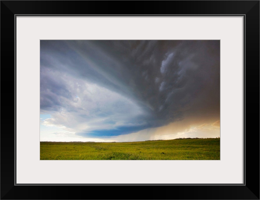 Pictorial photograph of cloud formations during a severe prairie thunderstorm.