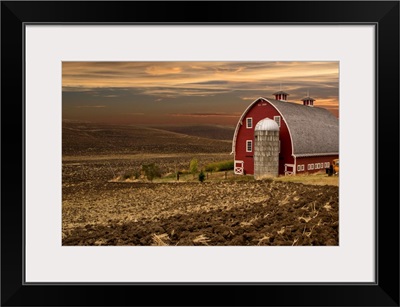 Heidenreich Dairy Barn