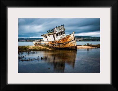 Shipwreck, Inverness