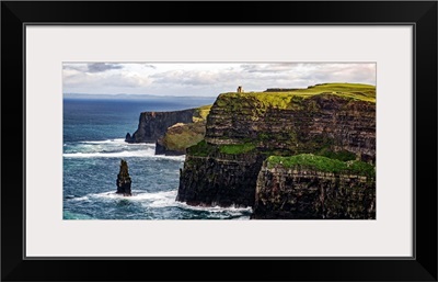Cliffs of Moher, O'Brien's Tower, Ireland - Panoramic