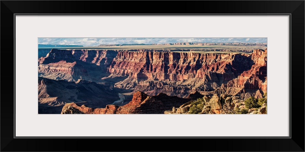 Panoramic photograph of Grand Canyon National Park.