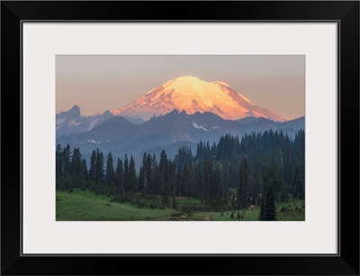 Mount Rainier Peak, Dawn, Upper Tipsoo Lake, Mount Rainier National Park, Washington