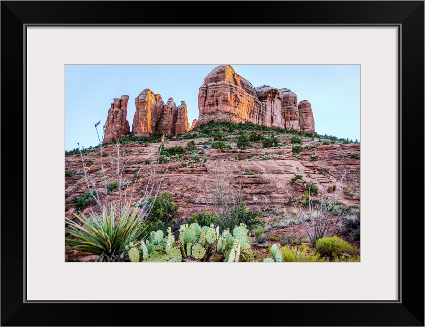 View of Cathedral Rock from Templeton Trail in Sedona, Arizona.