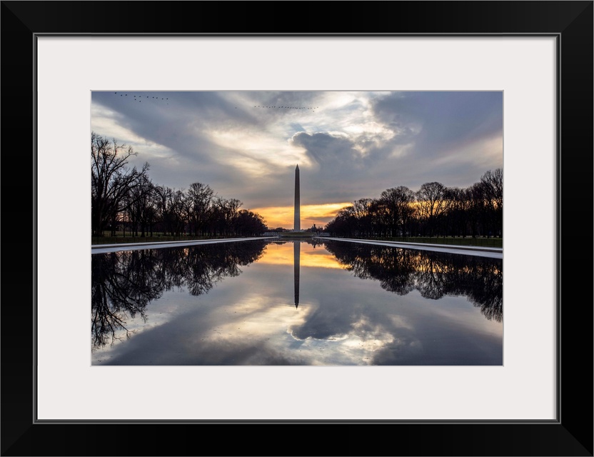 Washington Monument in Washington, DC at Sunrise