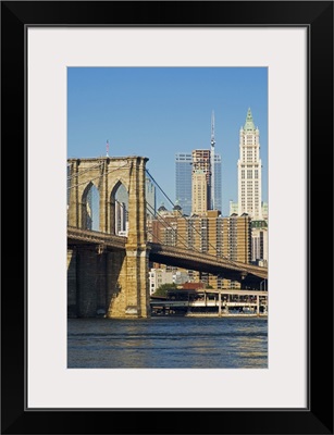 Brooklyn Bridge and Manhattan skyline, New York City, New York, USA