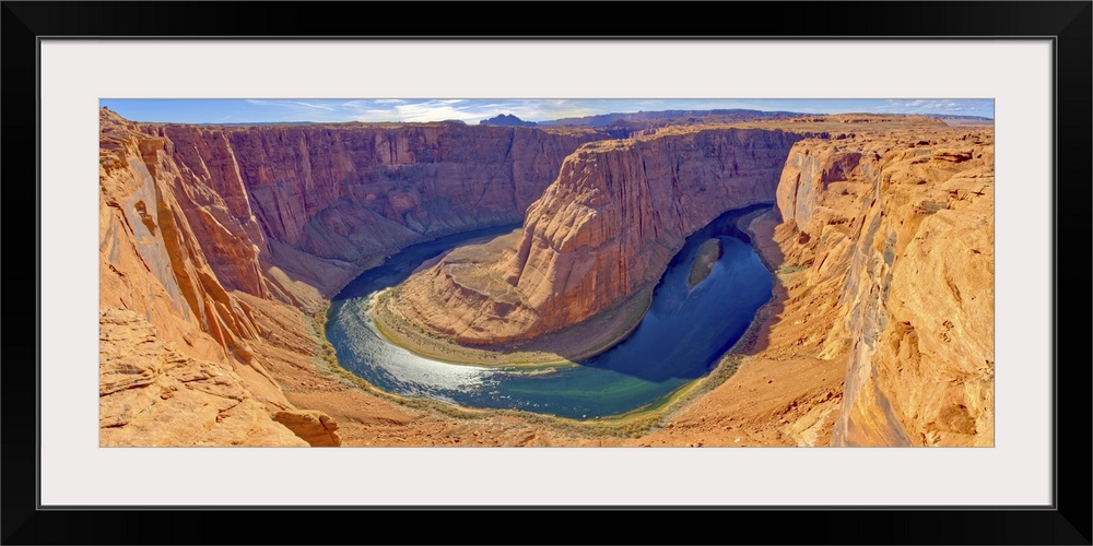 Classic panorama view of Horseshoe Bend from its northeast side near Page, Arizona, United States of America, North America