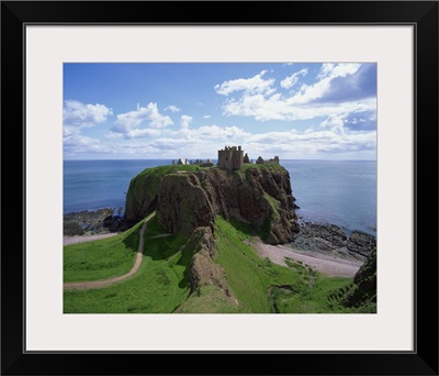 Dunnottar Castle, near Stonehaven, Highlands, Scotland, UK