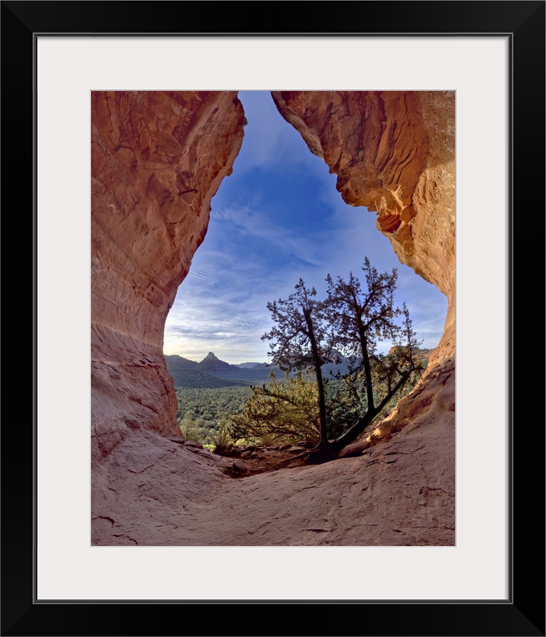 The Birthing Cave on the side of Mescal Mountain where Indian women came to give birth in ancient times, Sedona, Arizona, ...