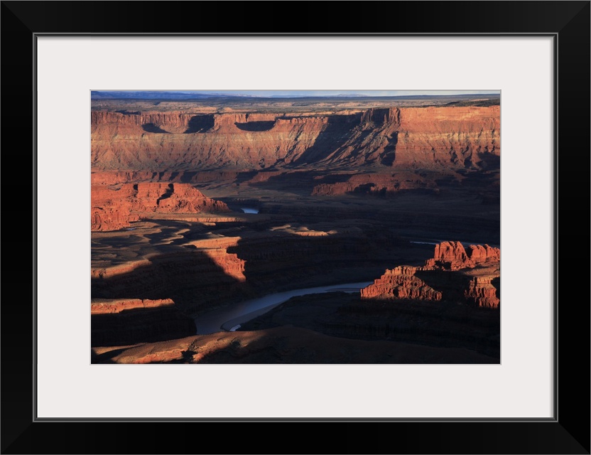 The Colorado River makes a huge S-bend under Deadhorse Point, near Moab, Utah