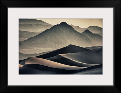 Mesquite Sand dunes in Death Valley National Park at sunrise