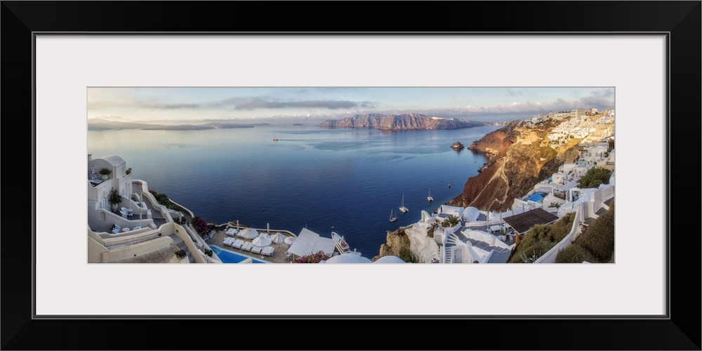 Sunset at Oia, on the island of Santorini, Greece