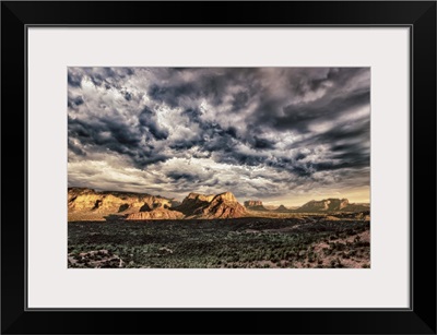 Sunset with clouds over Sedona, Arizona