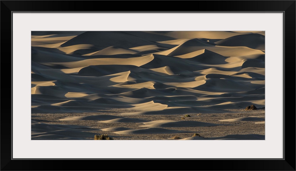 The amazing Mesquite Sand Dunes at Death Valley National Park