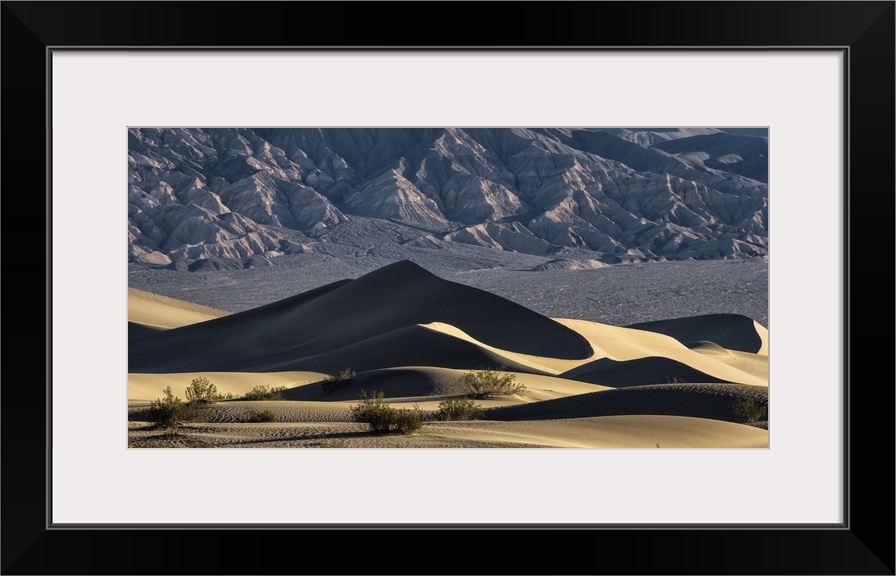 The amazing Mesquite Sand Dunes at Death Valley National Park