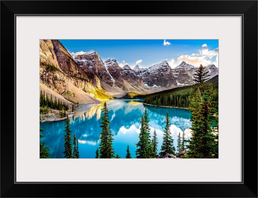 Landscape sunset view of Morain lake and mountain range Alberta, Canada.