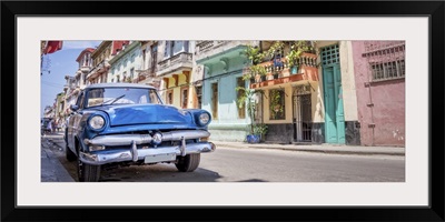 Vintage Classic American Car In Havana, Cuba
