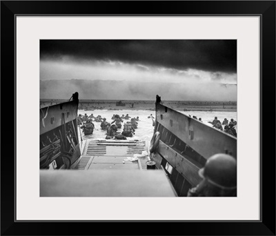 American troops approaching Omaha Beach in World War II