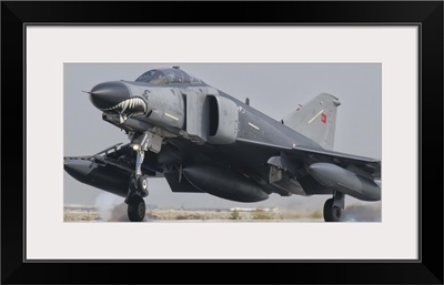Turkish Air Force F-4 Phantom landing at Konya Air Base