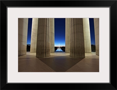 Washinton Monument at sunset, viewed from the Lincoln Memorial