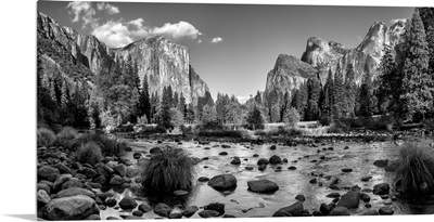 California, Yosemite National Park, Merced River, El Capitan