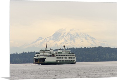 Washington State, Puget Sound. Seattle-Bremerton ferry with Mt. Rainier