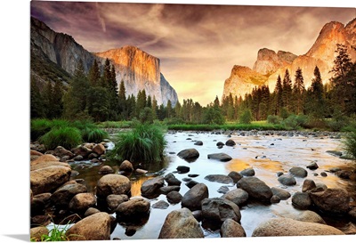 Valley at sunset, Yosemite.