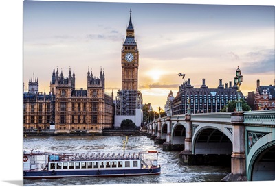 Riverboat on River Thames, Westminster, London, England, UK