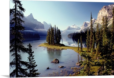 Maligne Lake, which is the largest and deepest lake in Alberta's Jasper National Park, Canada