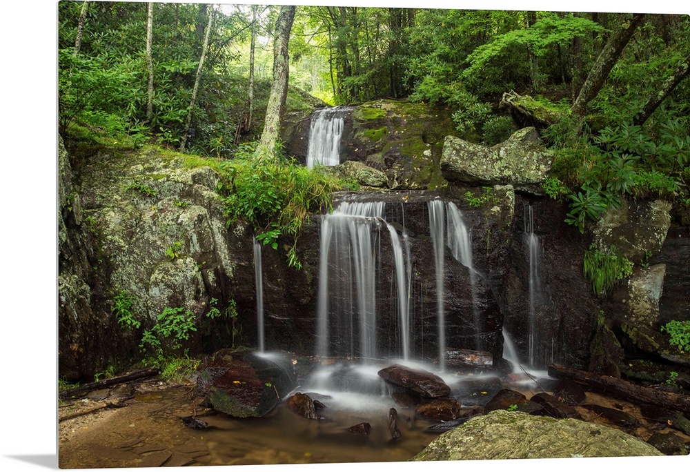 Waterfall, Blue Ridge Mountains, North Carolina, United States of America, North America