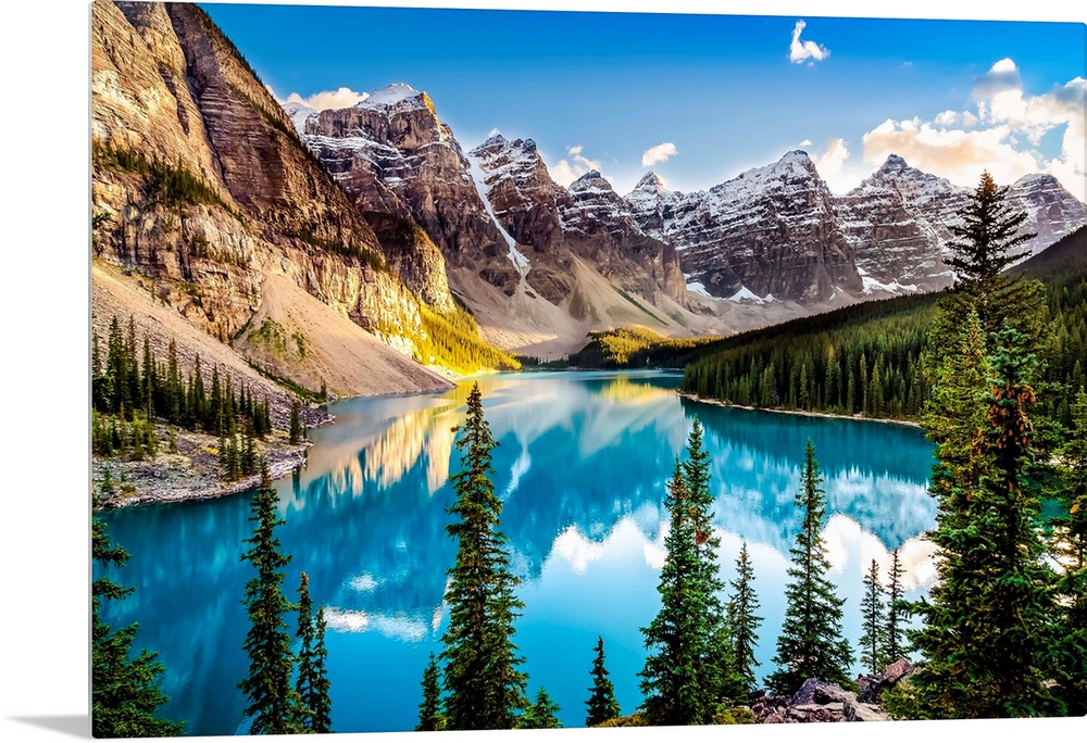 Landscape sunset view of Morain lake and mountain range Alberta, Canada.